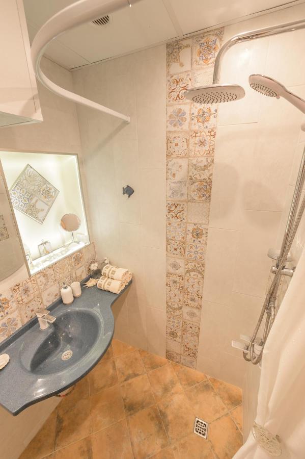 Tomovi Home - Three Bedrooms City Center Plovdiv Kültér fotó