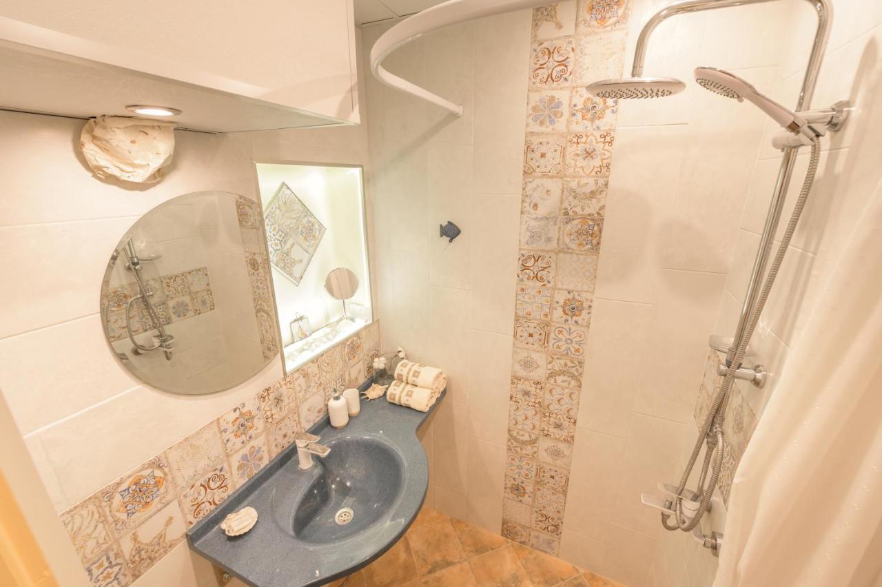 Tomovi Home - Three Bedrooms City Center Plovdiv Kültér fotó